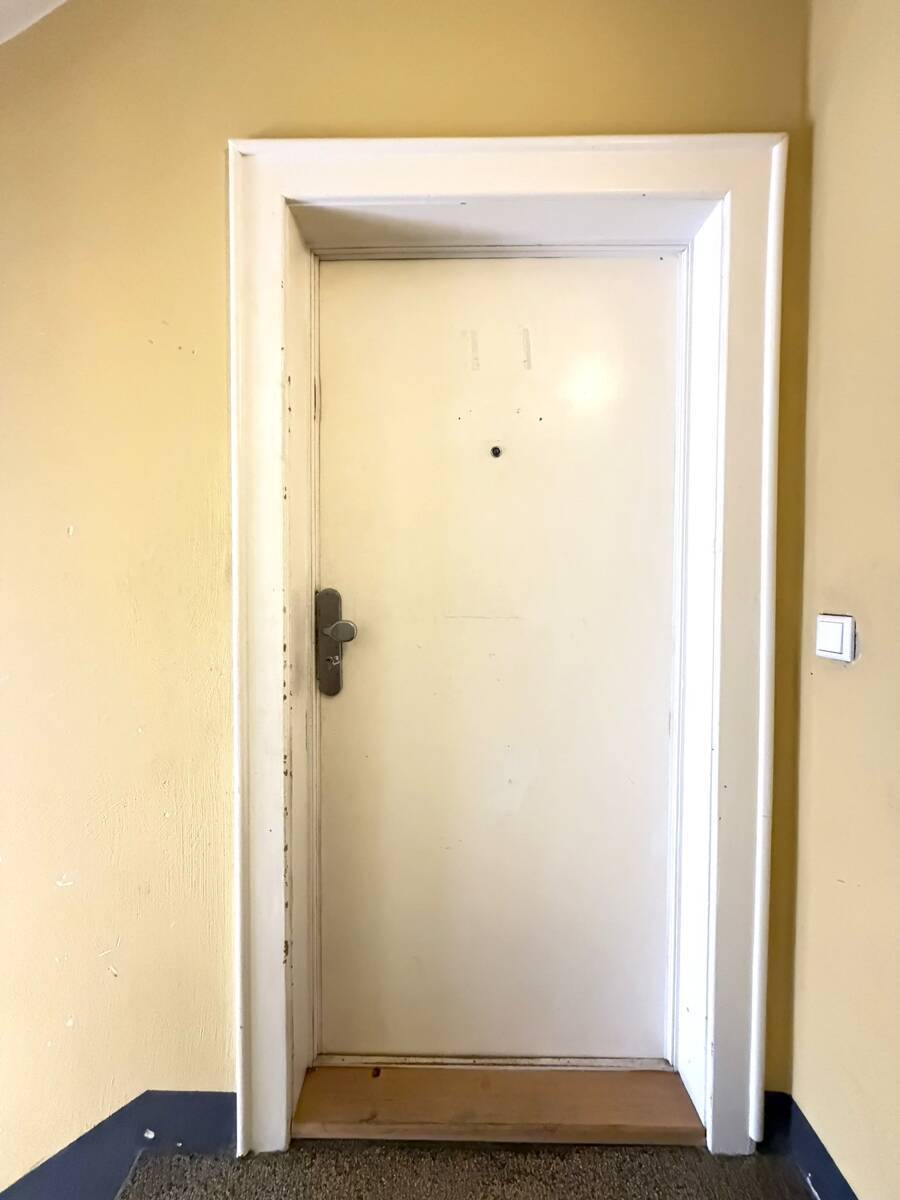 Wohnungseingangstür EG - Bahnhofstraße 14