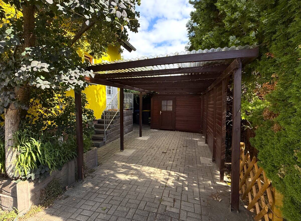 Carport