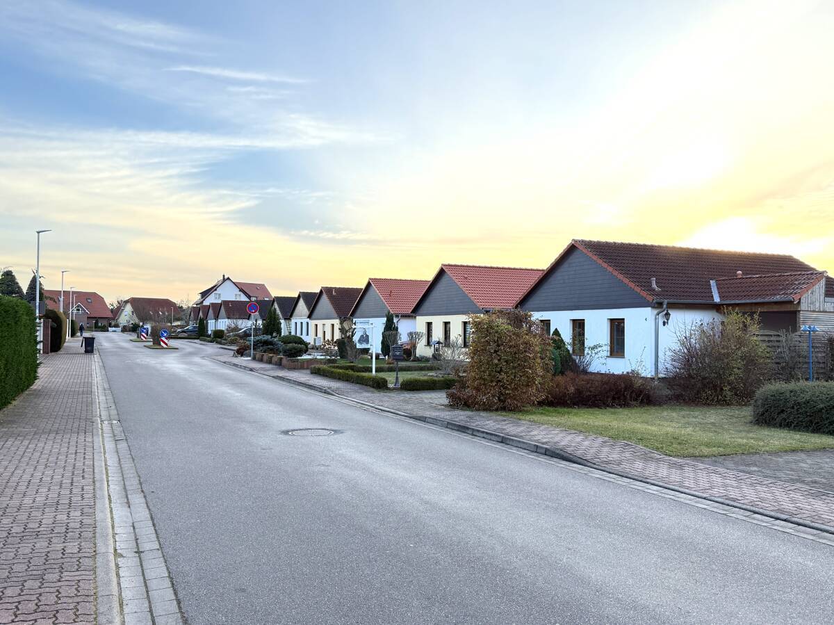 Straßenansicht 