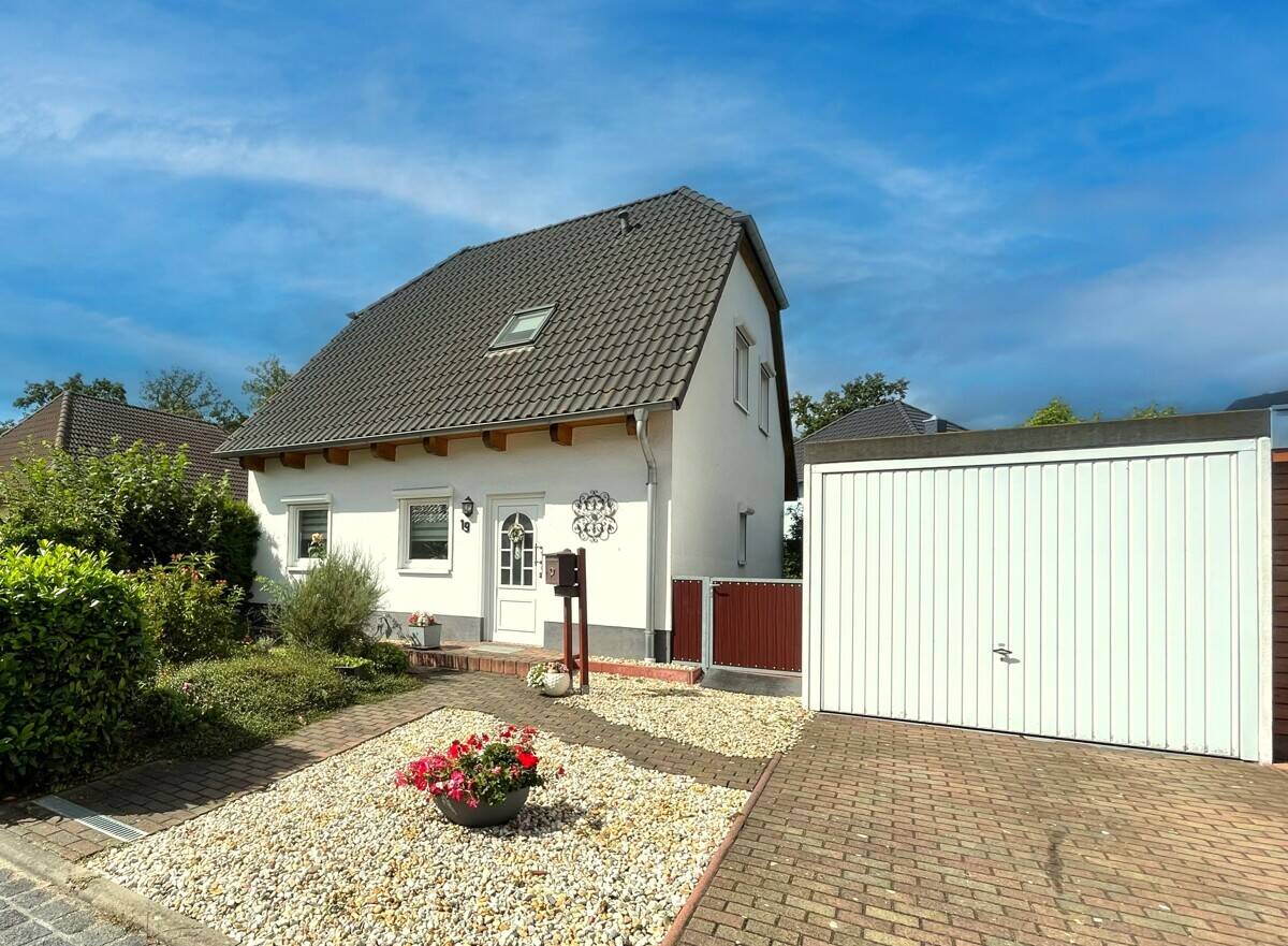 Real Estate Title Image Background