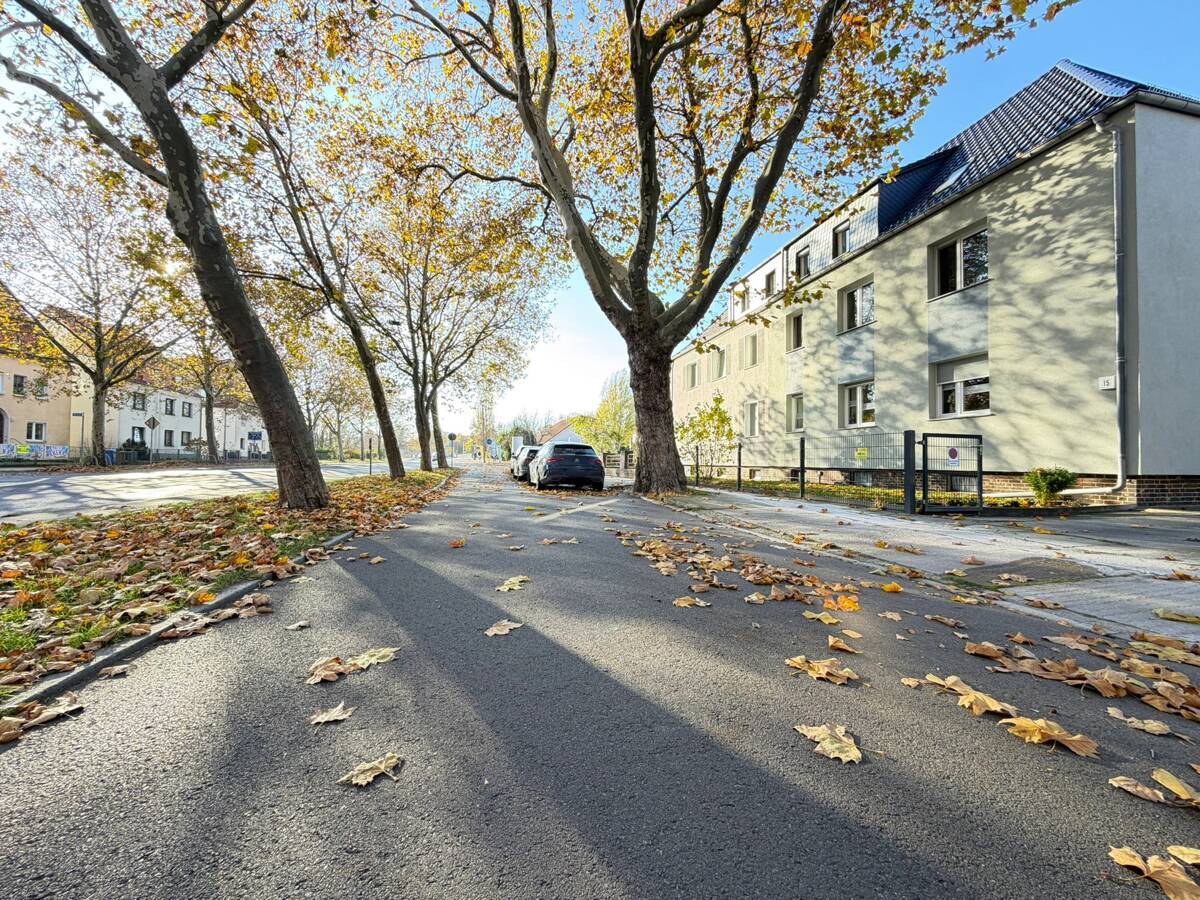 Straßenansicht