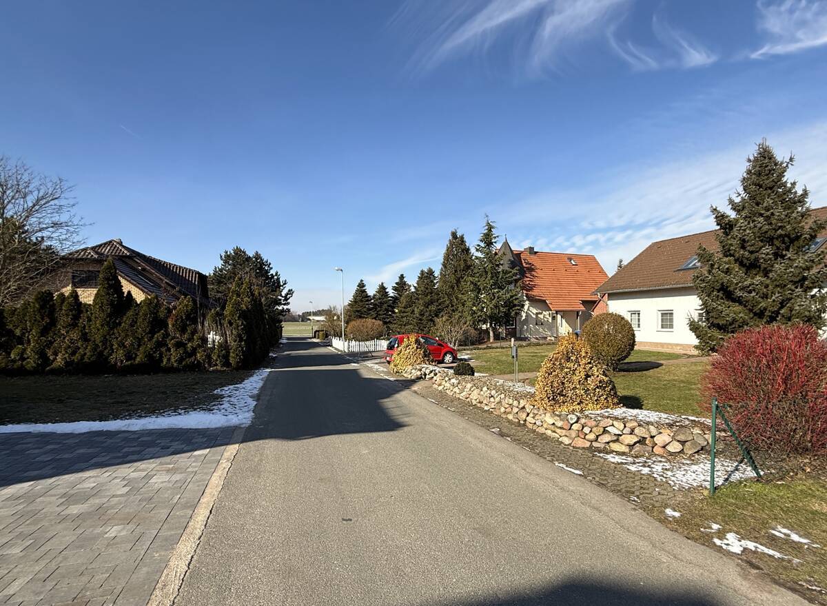 Straßenansicht