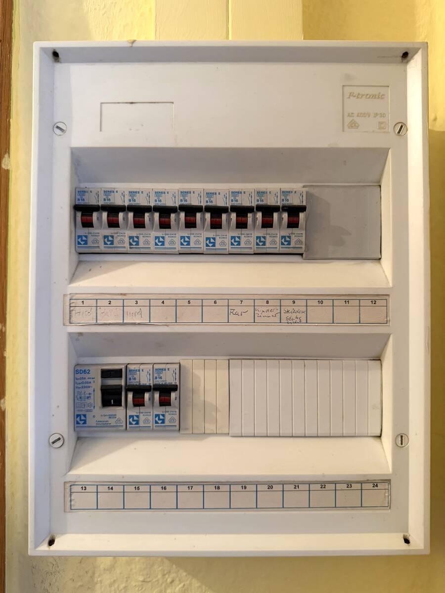 Sicherungskasten Eingang 10a, 1. OG links