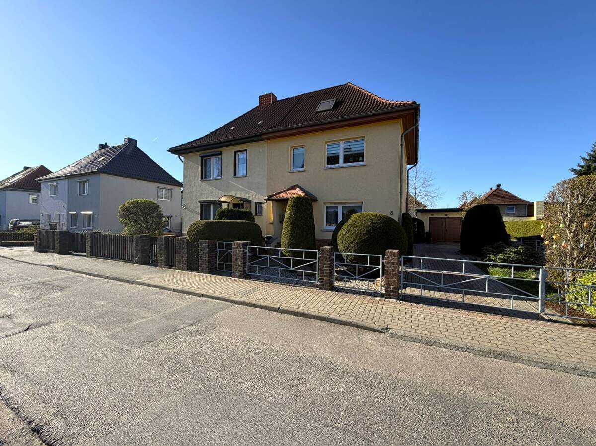Straßenansicht