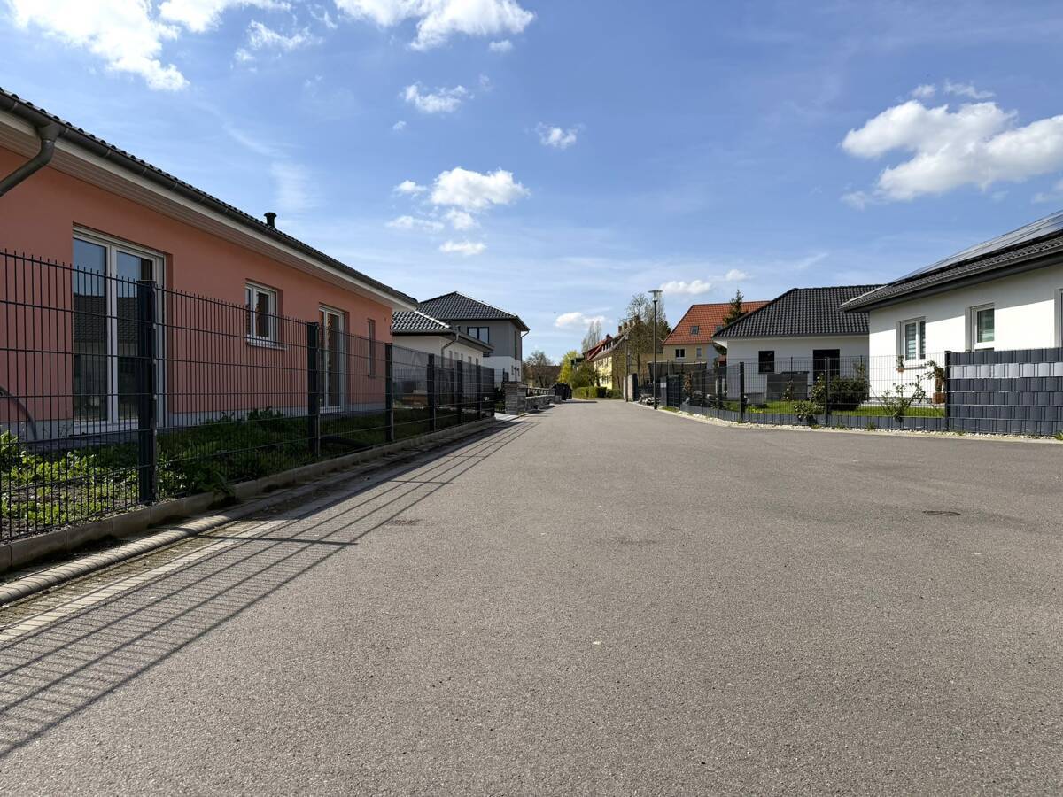 Straßenansicht