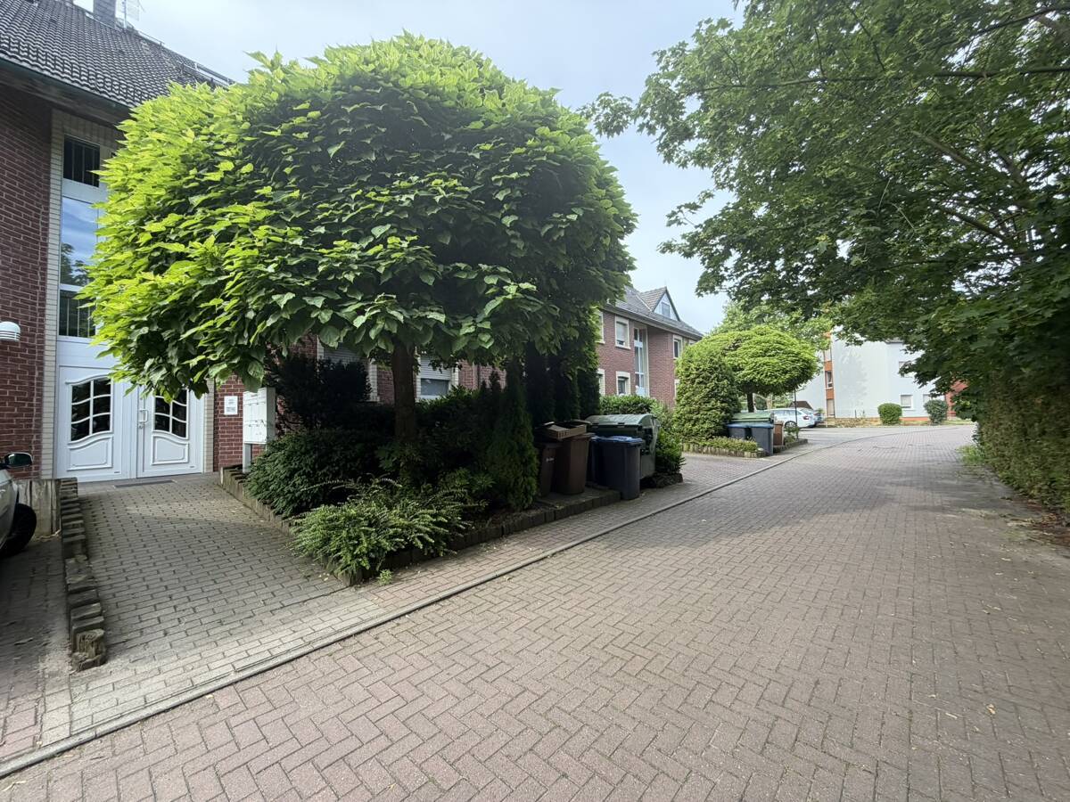 Straßenansicht