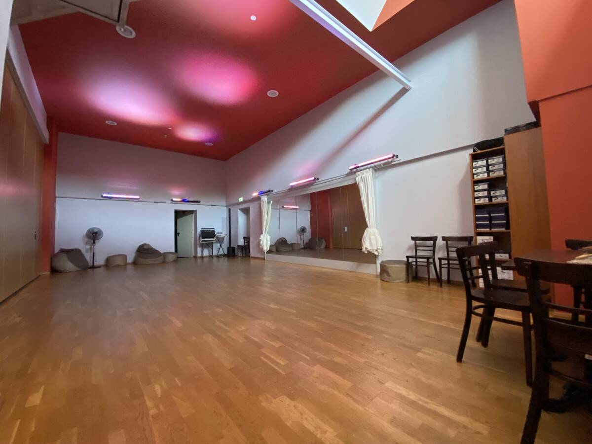 rechte Saal Tanzwerk