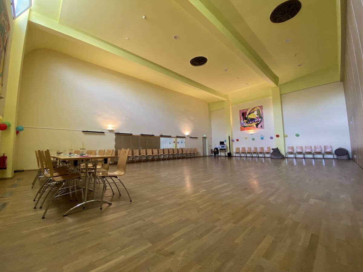linke Saal Tanzwerk HiG