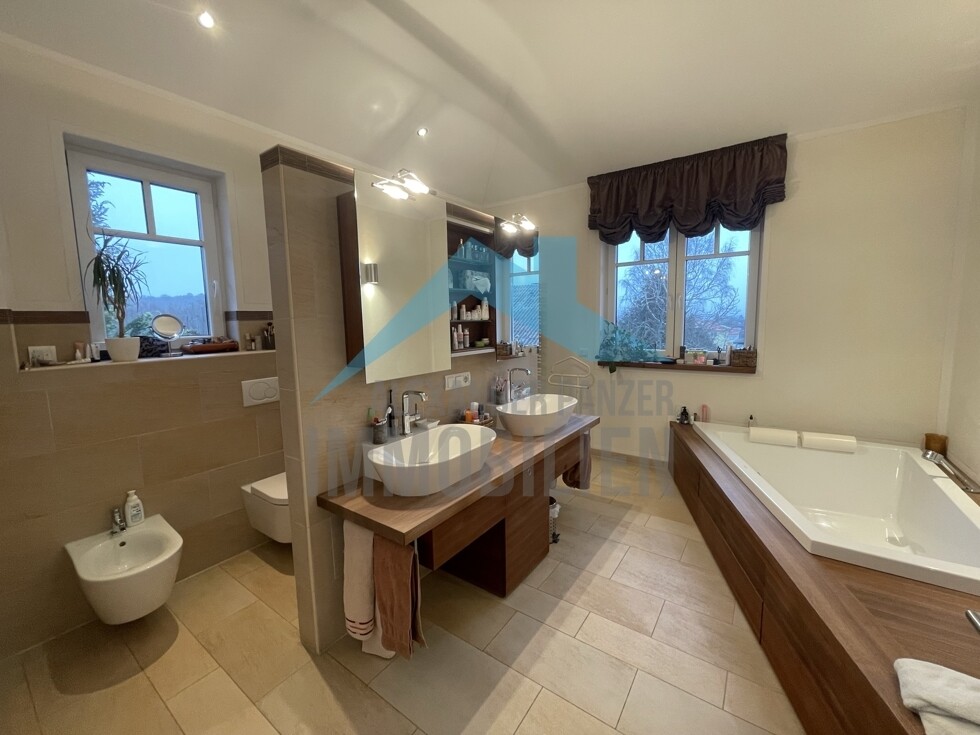 Badezimmer im OG