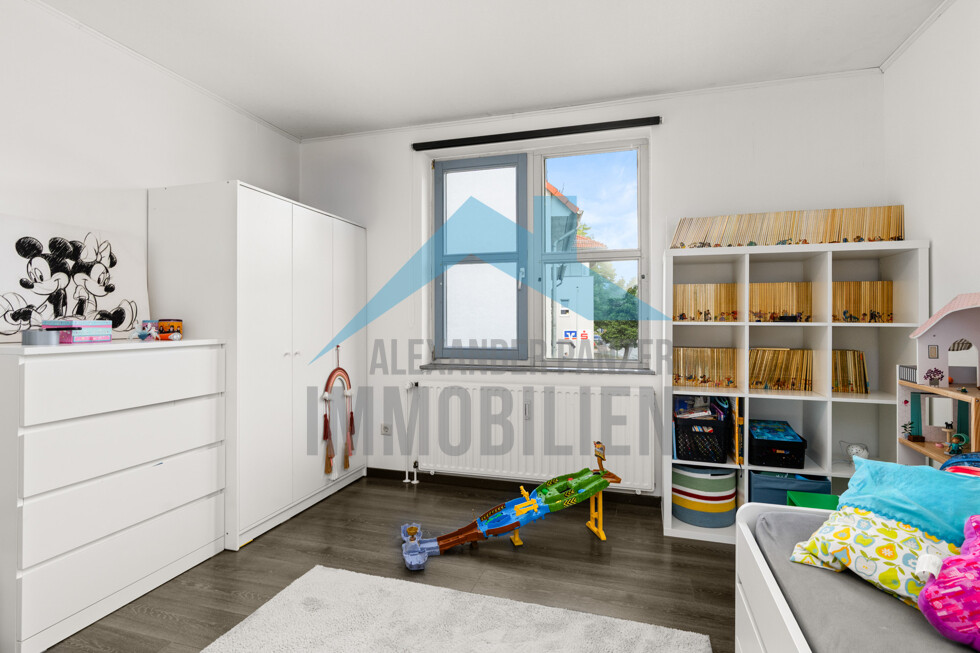 Schlafzimmer 1.OG rechts 