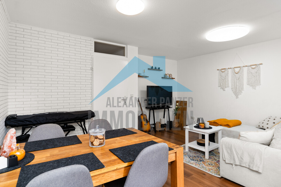 Wohnzimmer 1.OG rechts 