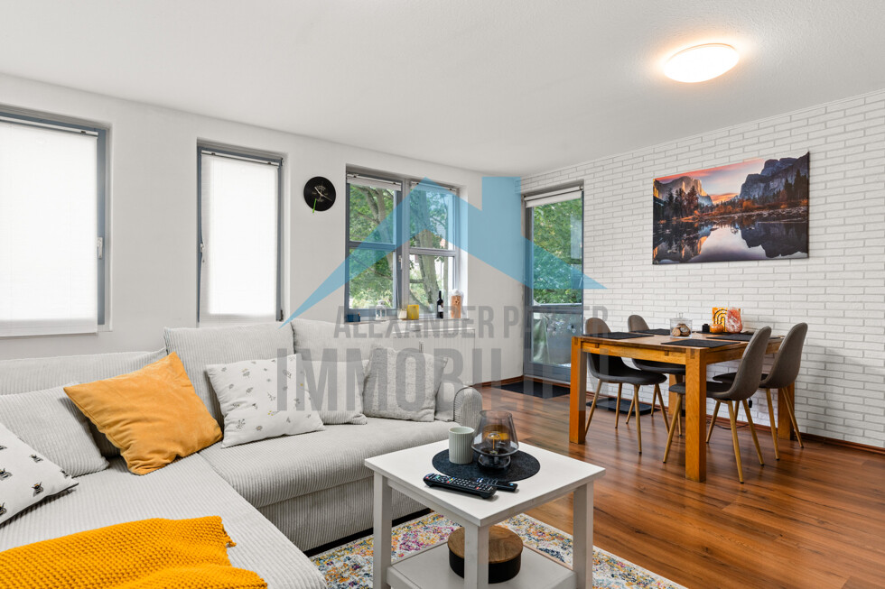 Wohnzimmer 1.OG rechts 