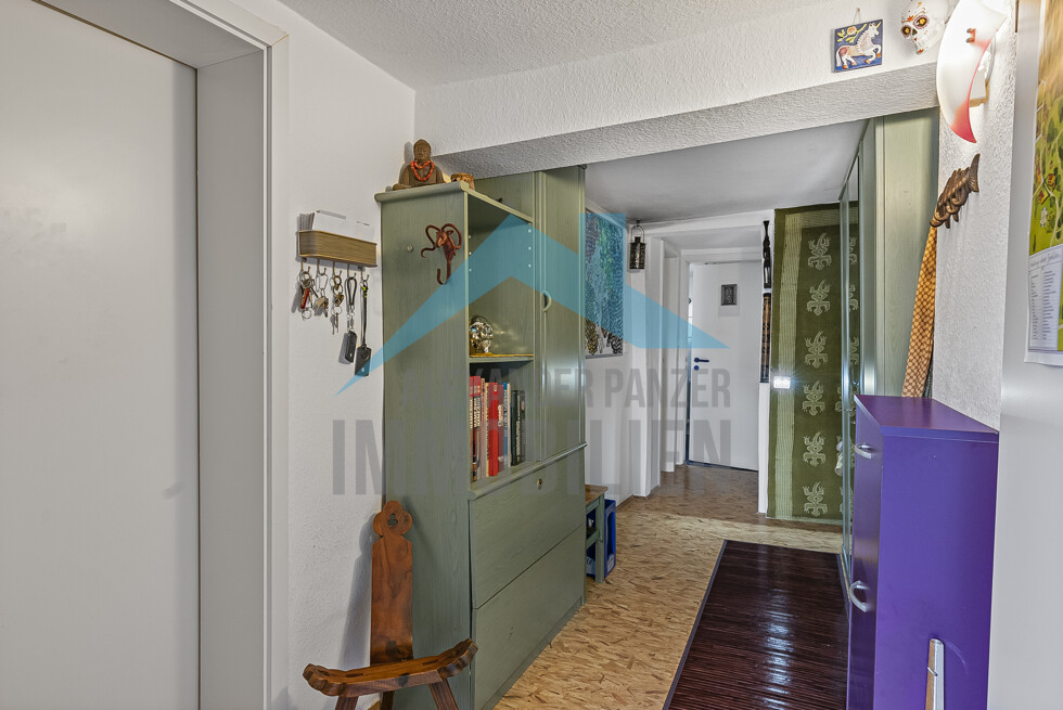 Flur Wohnung links