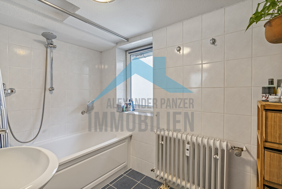 Badezimmer Wohnung links