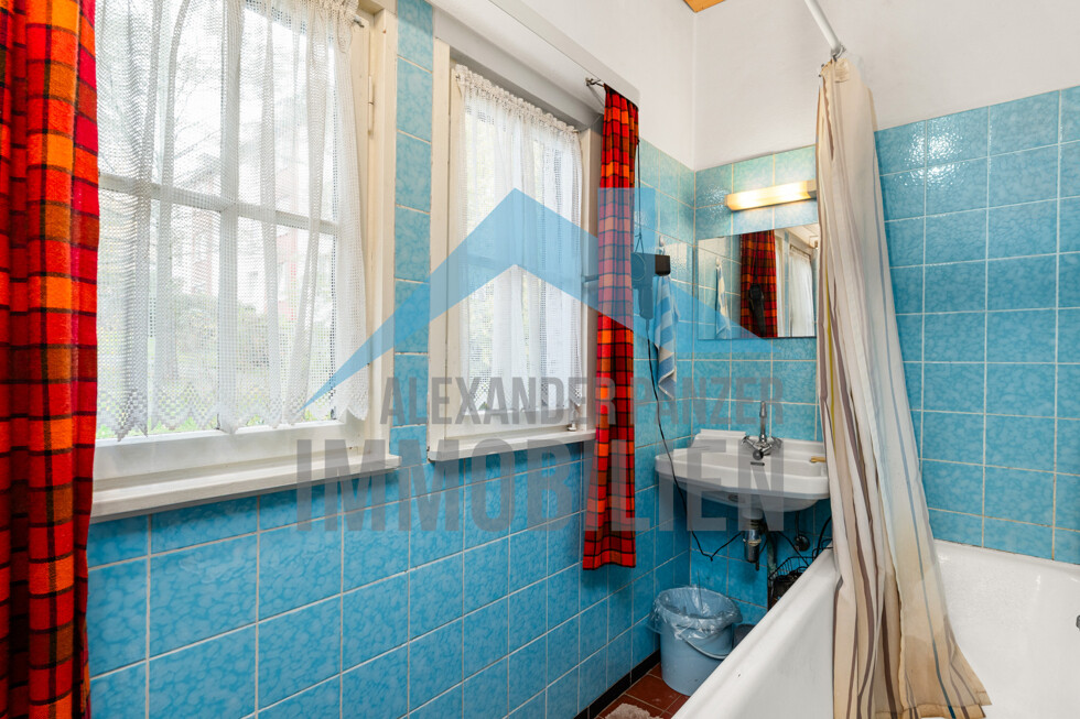 Erdgeschoss - Badezimmer