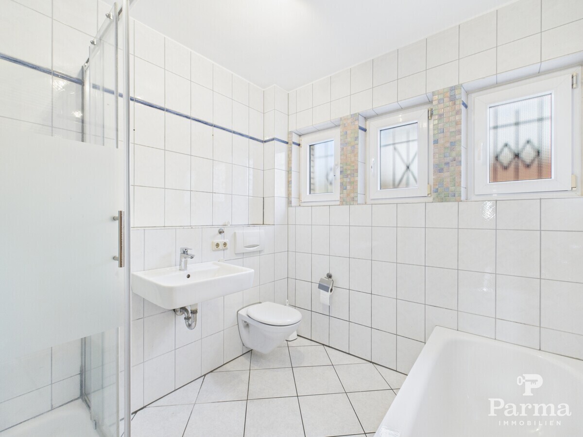 Badezimmer EG