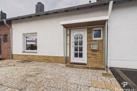 Vorderansicht des Hauses