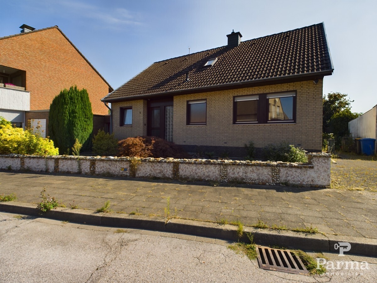 Außenansicht front