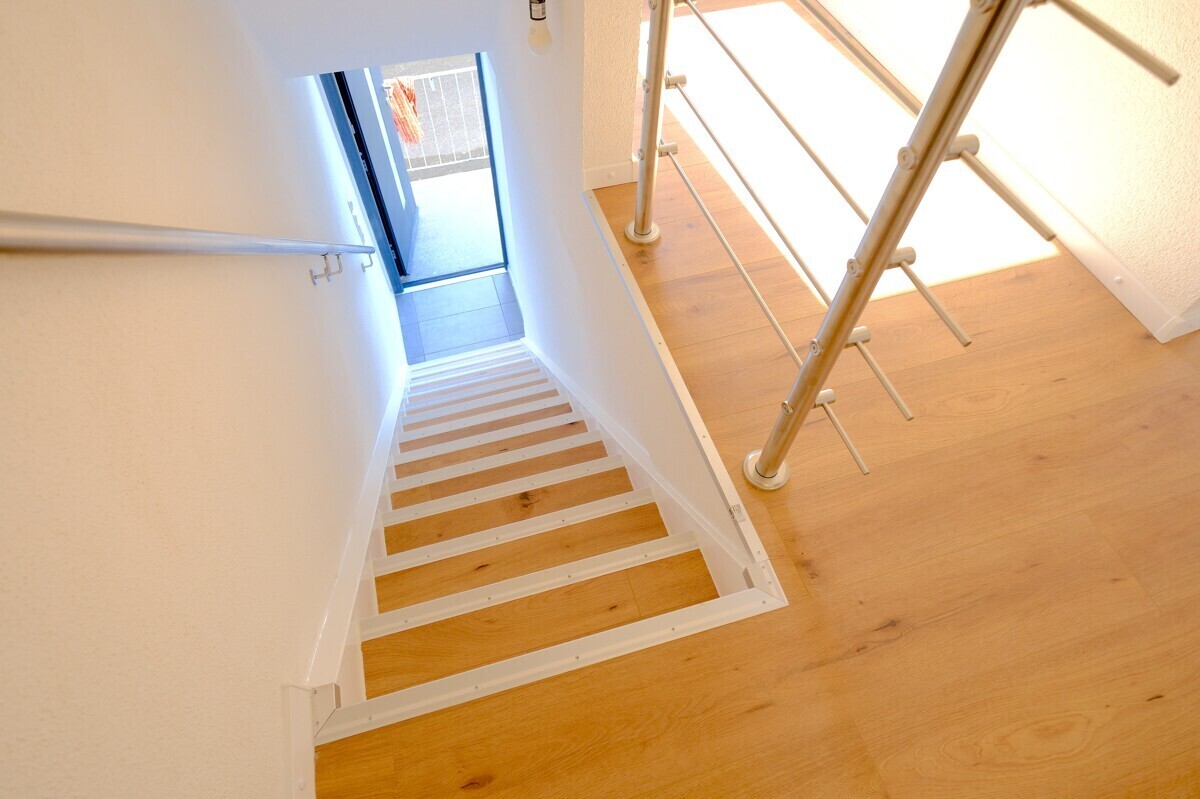 Treppe & Wohnungseingang
