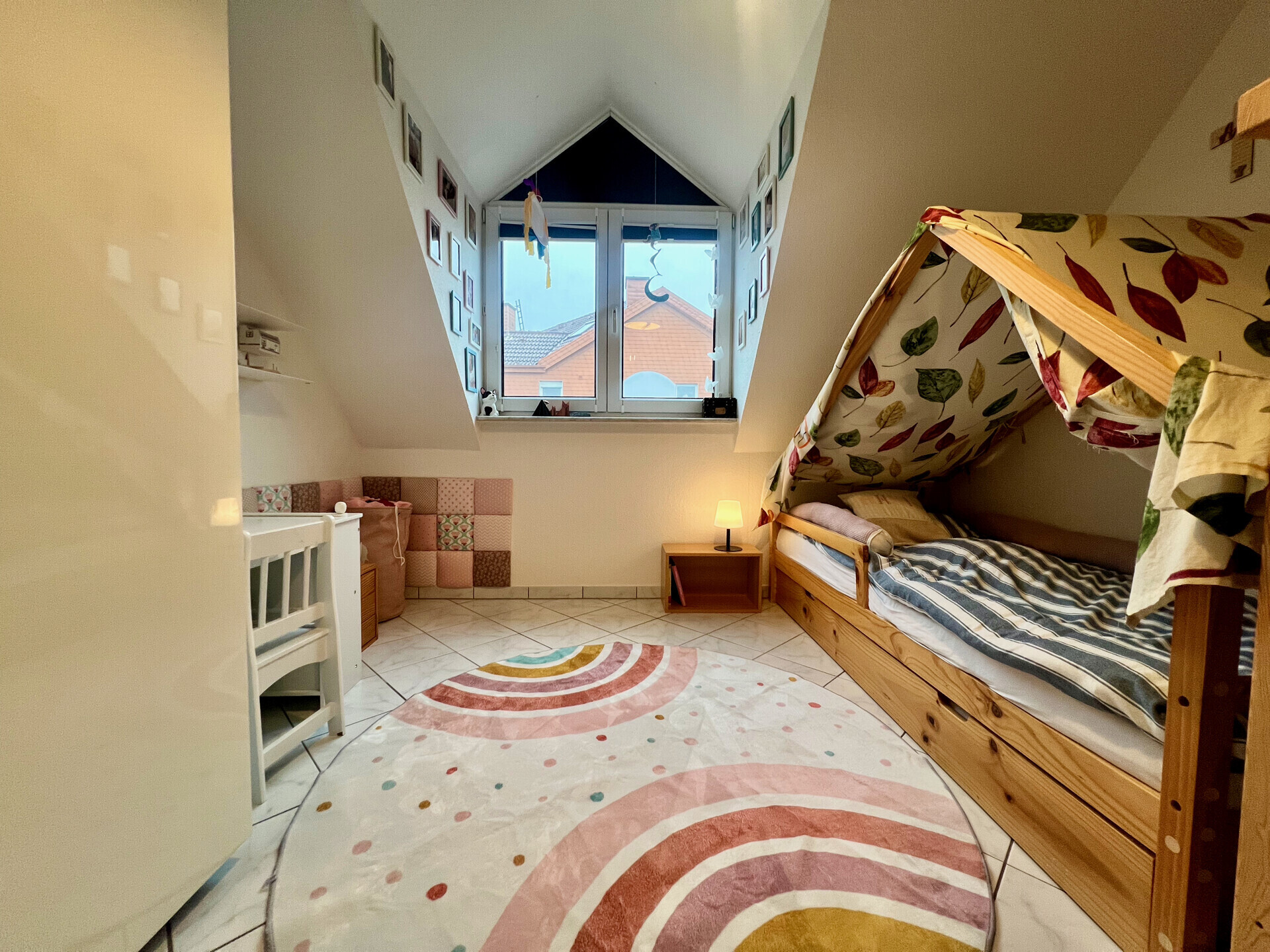 Schlafzimmer 2