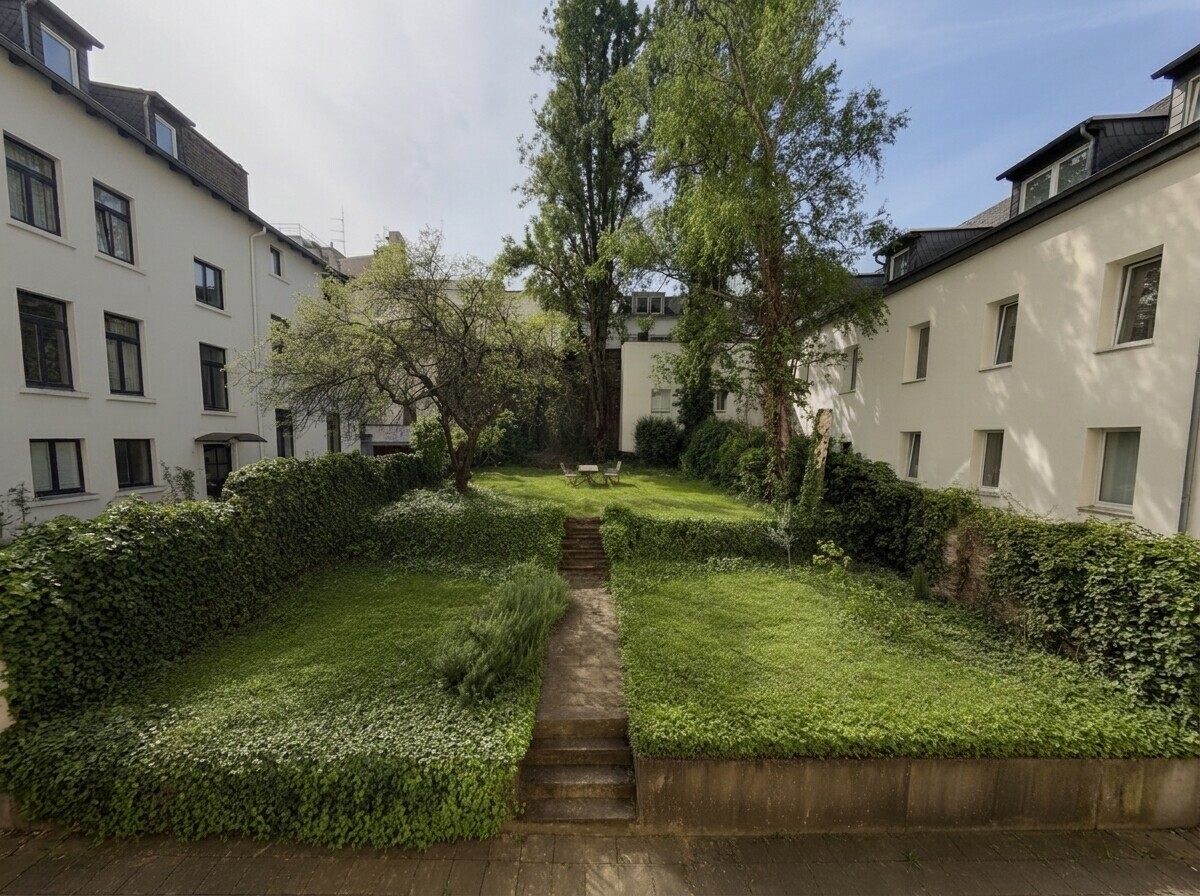 Grüner Innenhof