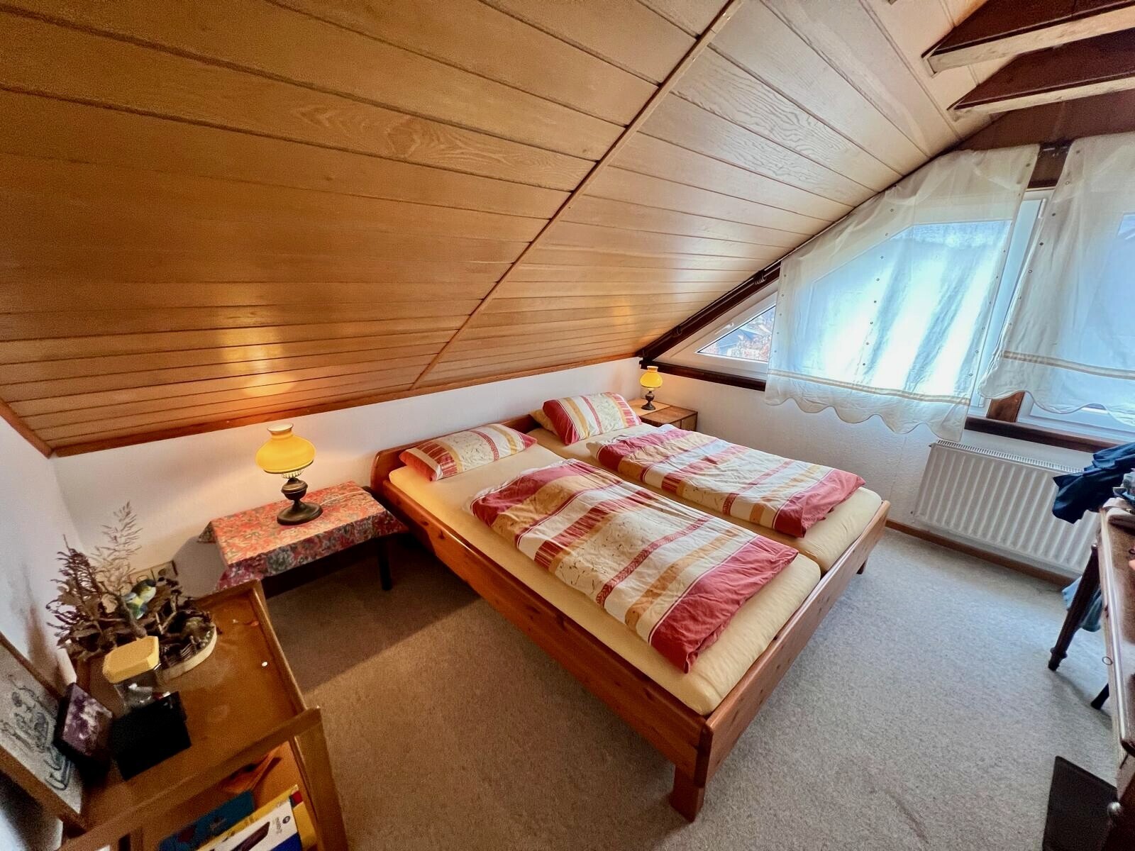 Schlafzimmer DG