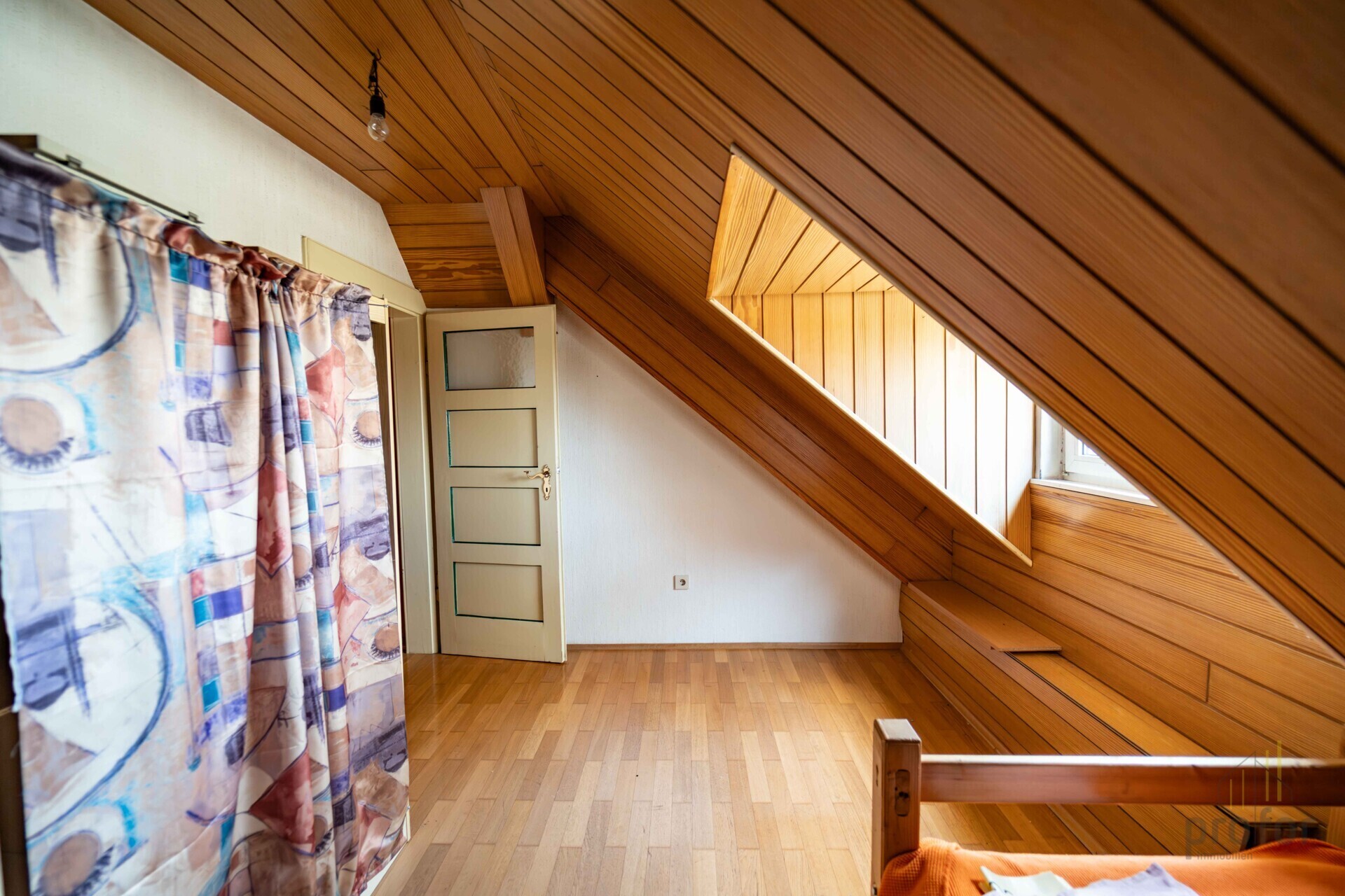 Schlafzimmer im 2.Og