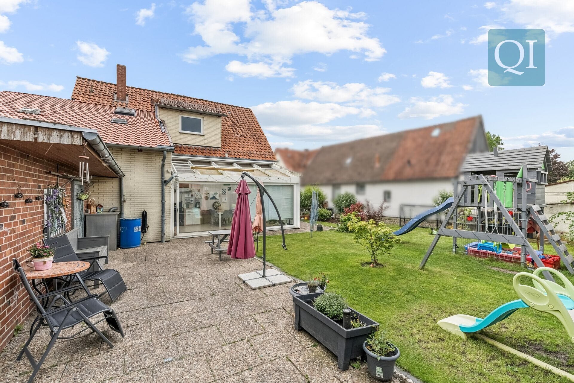 QI-6903 Terrasse zum Garten