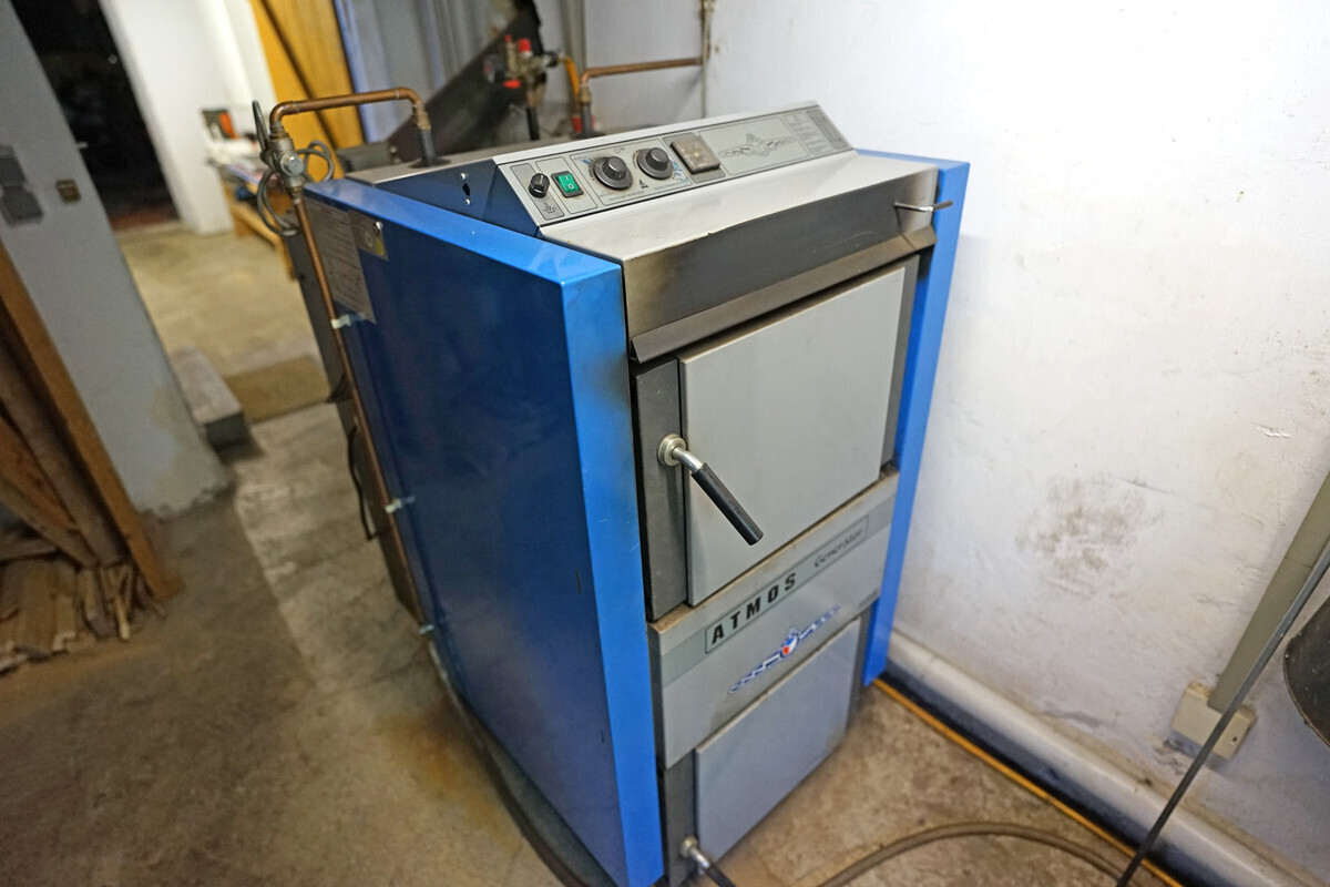 1. Heizung Feststoffkessel