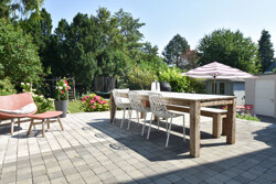 Terrasse und Garten