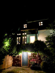 Hausansicht-Nacht