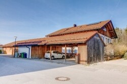 Carport + Haus