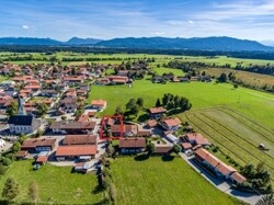 Sachsenkam mit Bergpanorama