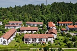 Ansicht Wohnung mit Garten