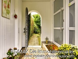 Durchgang zum Garten