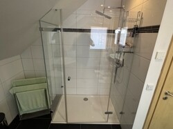 i025x