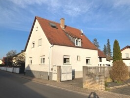 I28