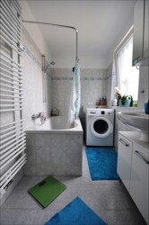 Badezimmer DG
