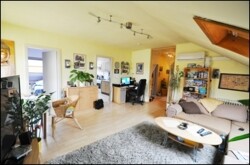 Wohnzimmer im DG