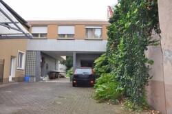 Blick Vorderhaus zum Hinterhaus