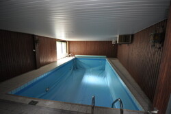 Schwimmbad Ansicht 1