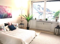 10Schlafzimmer_möbliert