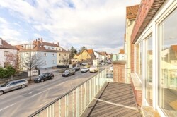 Balkon zur Straße