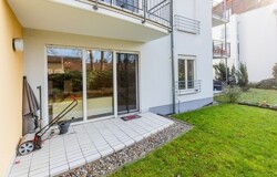 Ansicht Terrasse und Garten