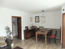 Wohn/ Essbereich Bild 1