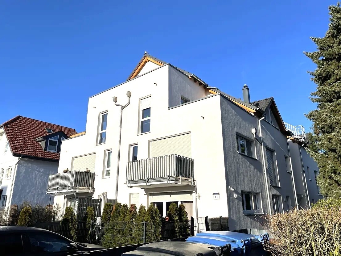 Haus_Außenansicht (002)