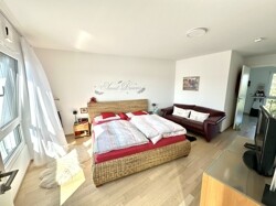Schlafzimmer Bild 1