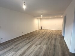 Wohn- und Essbereich + Küche