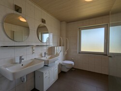Badezimmer EG