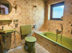 Badezimmer EG I